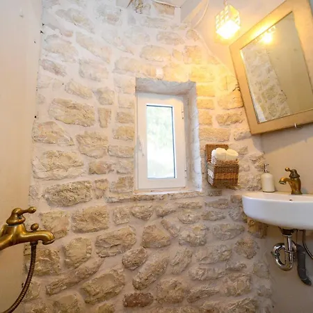 Milos Traditional Windmill * Mougkelatika