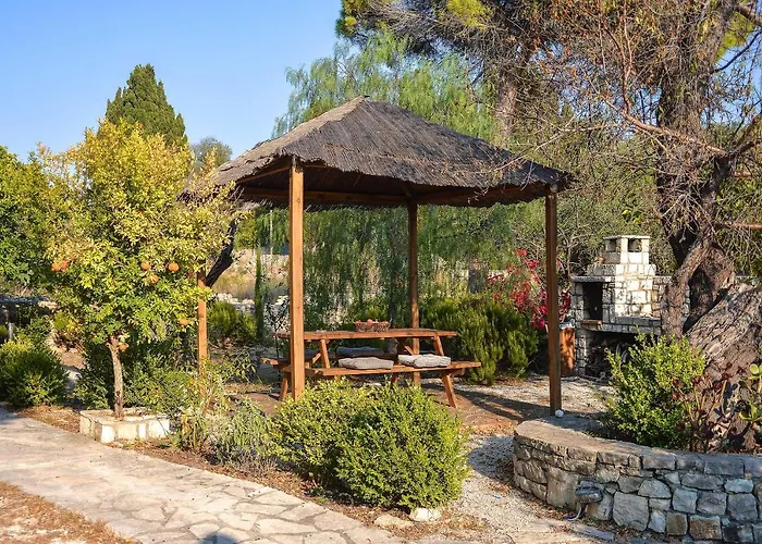 Milos Traditional Windmill * Mougkelatika