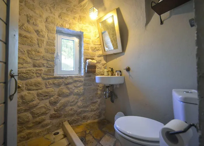 Milos Traditional Windmill * Mougkelatika