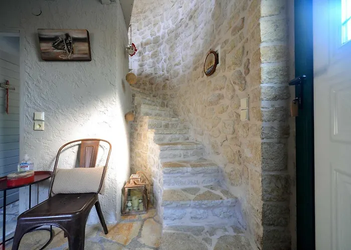 Milos Traditional Windmill * Mougkelatika